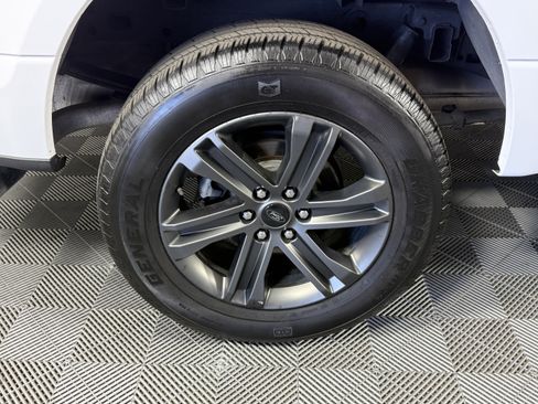 Certified 2018 Ford F150 XLT w/ Equipment Group 302A Luxury image 30