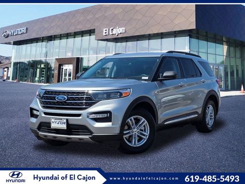 Used 2024 Ford Explorer XLT w/ Equipment Group 202A RWD image 1