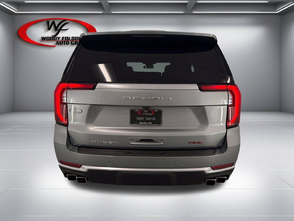 Used 2025 GMC Yukon Denali w/ Sun & Power Step Package RWD image 7