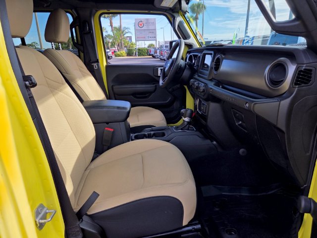 Certified 2022 Jeep Wrangler Unlimited Sport AWD/4WD image 19