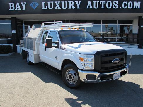 Used 2016 Ford F350 XL w/ Power Equipment Group RWD image 1