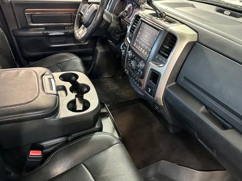 Used 2014 RAM 2500 Laramie w/ Protection Group AWD/4WD image 17