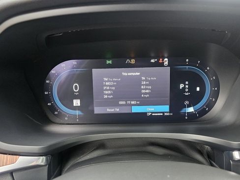 Used 2023 Volvo V60 B5 Cross Country Plus w/ Climate Package image 19