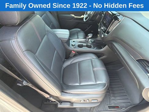Used 2023 Chevrolet Traverse RS w/ LPO, Cargo Package FWD image 13