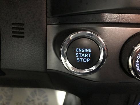 Used 2022 Toyota Tacoma TRD Sport image 26