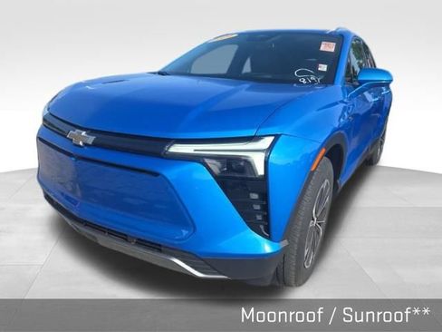 Used 2024 Chevrolet Blazer EV LT AWD/4WD image 5