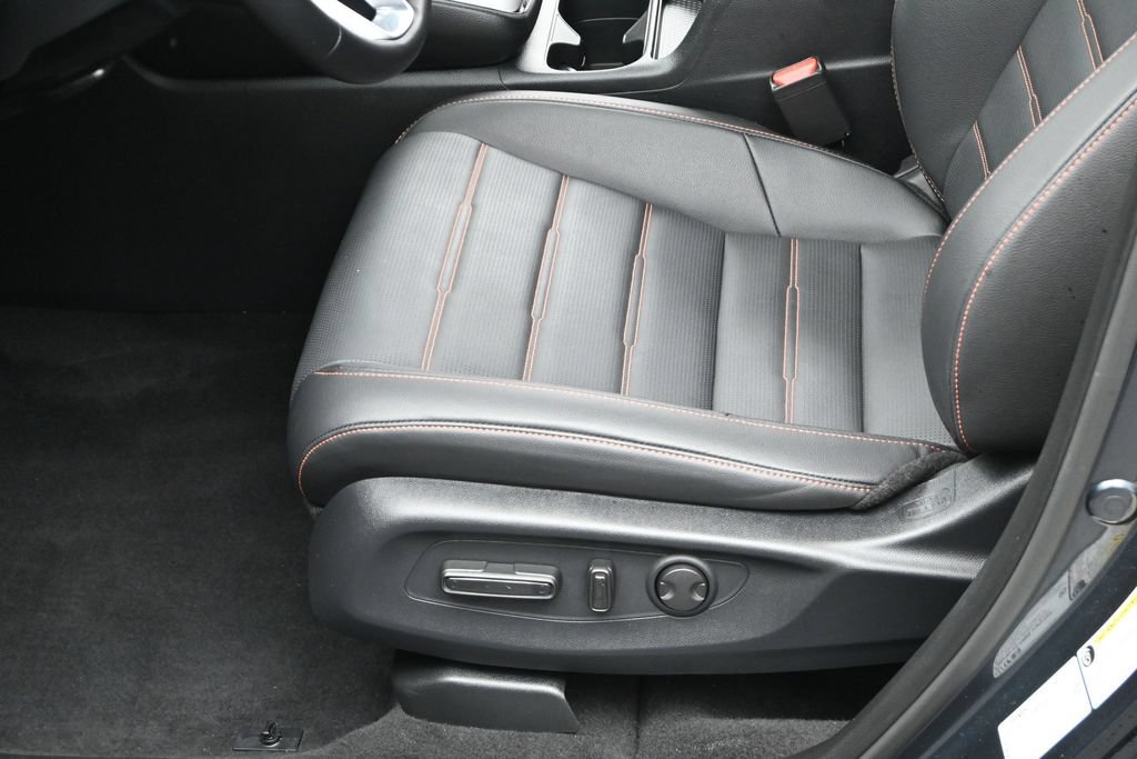 Used 2026 Honda CR-V Sport-L image 13