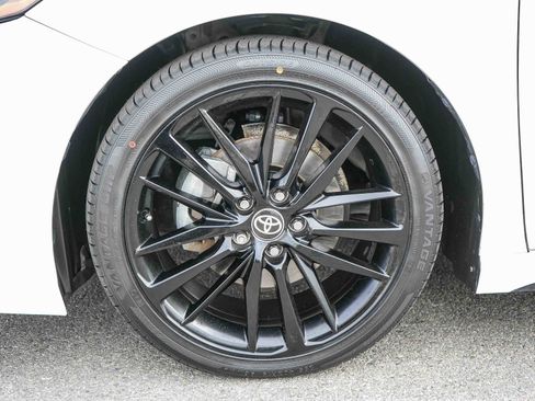 Used 2023 Toyota Camry XSE image 11