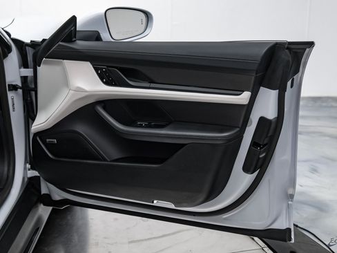 Used 2023 Porsche Taycan GTS w/ Premium Package image 75