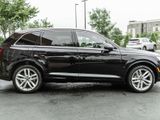 Used 2018 Audi Q7 3.0T Prestige image 3