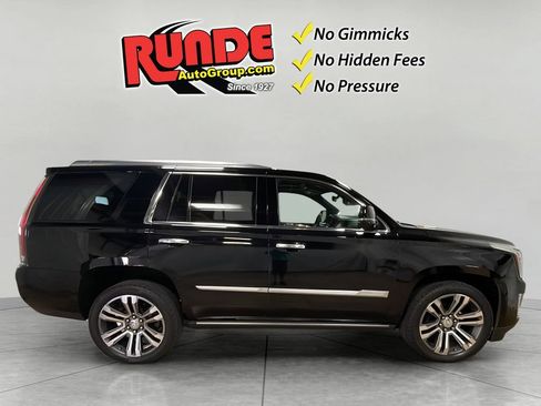 Used 2019 Cadillac Escalade Platinum AWD/4WD image 7