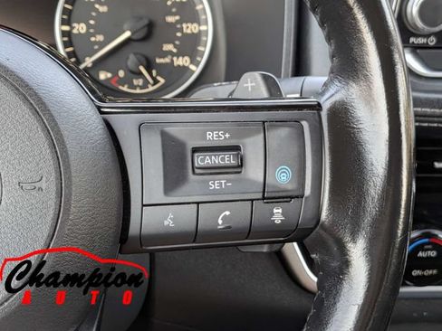Used 2021 Nissan Rogue SL FWD image 30