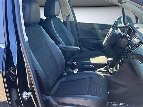 Used 2022 Buick Encore Preferred w/ Safety Package image 28