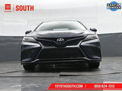 Used 2021 Toyota Camry SE w/ Convenience Package image 39