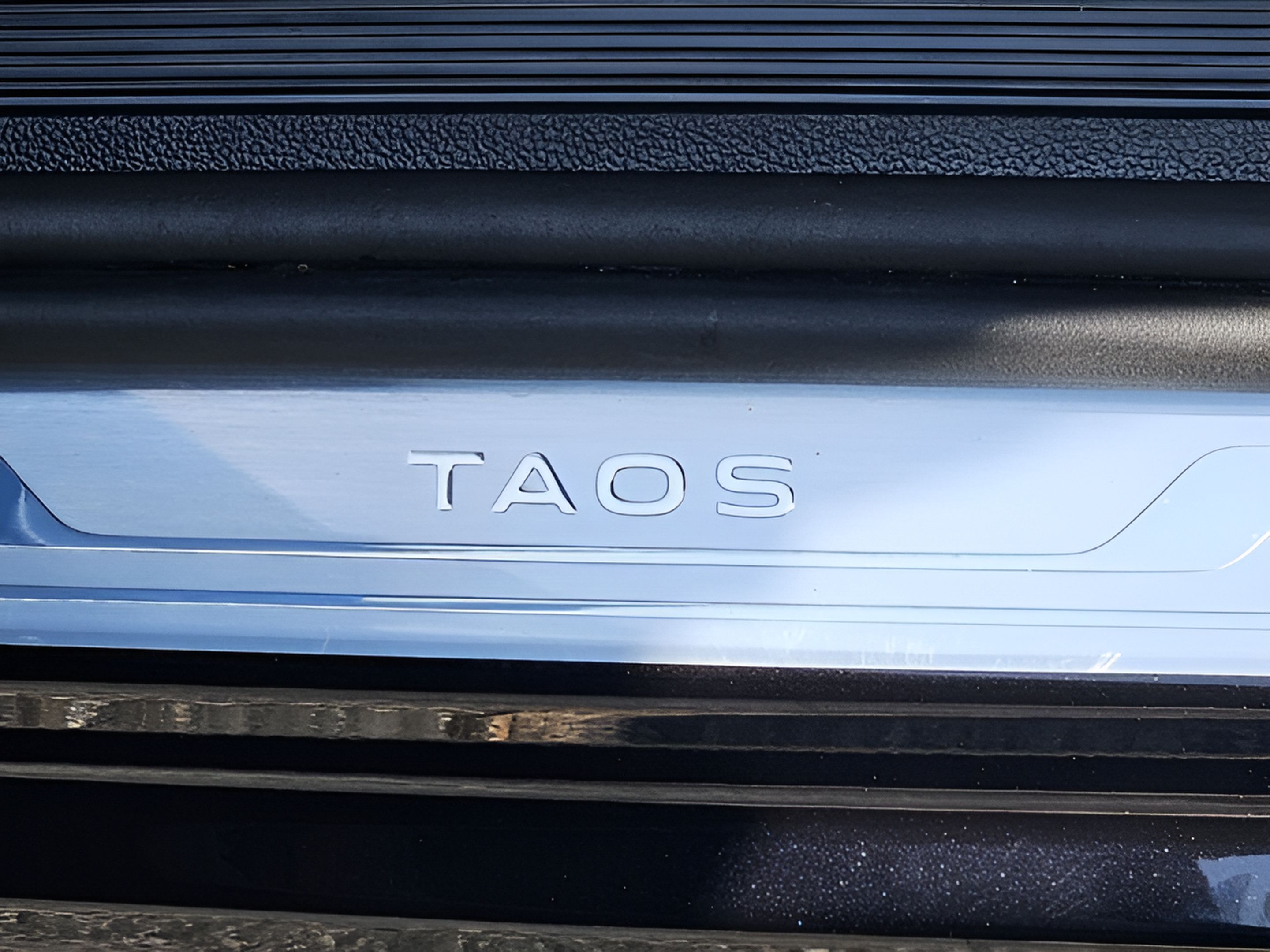 Used 2023 Volkswagen Taos SE FWD image 33