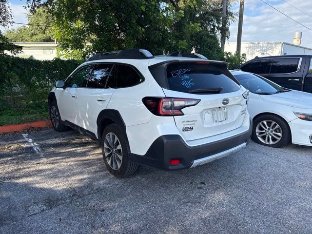 Used 2023 Subaru Outback Touring AWD/4WD image 5
