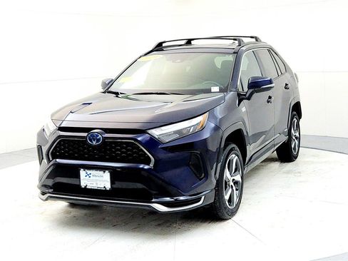Certified 2024 Toyota RAV4 SE image 2