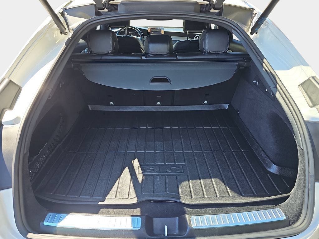 Used 2019 Mercedes-Benz GLC 300 4MATIC Coupe image 13