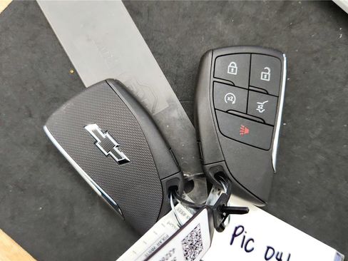 New 2026 Chevrolet Equinox ACTIV FWD image 21
