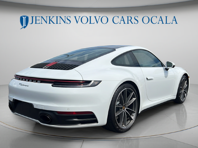 Used 2024 Porsche 911 Carrera RWD image 3