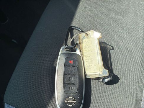 Used 2025 Nissan Versa SV w/ Trunk Package FWD image 18