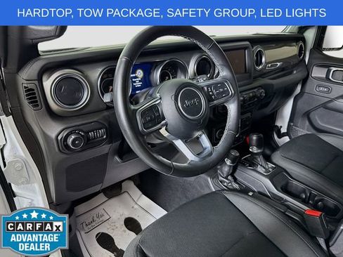 Used 2021 Jeep Wrangler Unlimited Sahara w/ LED Lighting Group AWD/4WD image 9