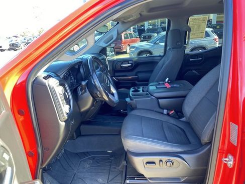 Used 2019 GMC Sierra 1500 SLE w/ SLE Value Package image 33