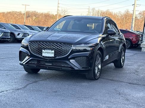 Used 2025 Genesis GV70 3.5T Sport image 15