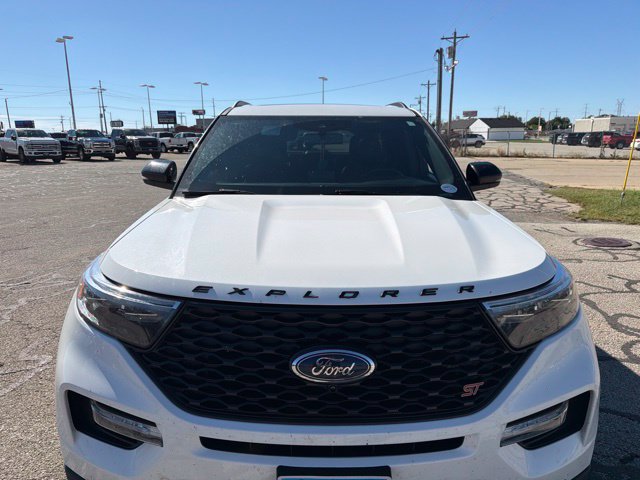 Used 2023 Ford Explorer ST w/ Equipment Group 401A AWD/4WD image 3