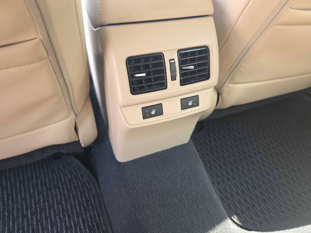 Used 2016 Subaru Outback 2.5i Limited AWD/4WD image 24