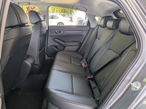 New 2025 Acura Integra image 12