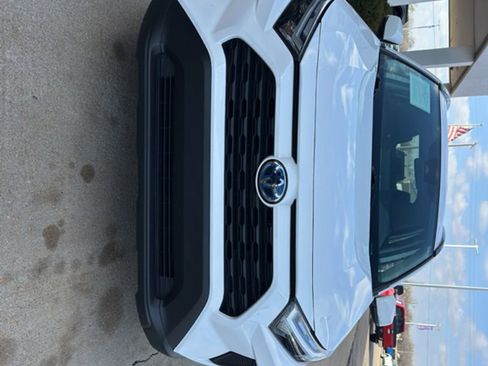 Used 2024 Toyota RAV4 XLE image 8