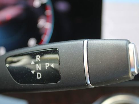 Used 2021 Mercedes-Benz E 350 Sedan image 37