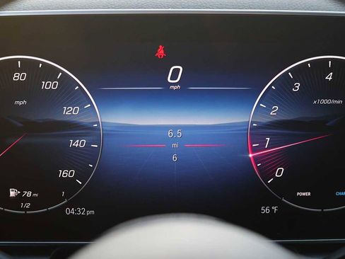 Used 2026 Mercedes-Benz GLC 300 GLC 300 image 20