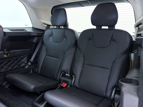 Used 2021 Volvo XC90 T8 Inscription Expression w/ Protection Package Premier AWD/4WD image 41