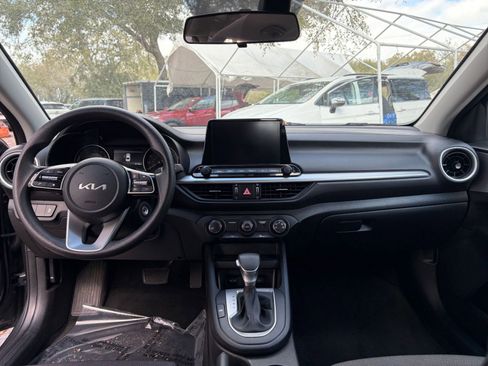 Used 2024 Kia Forte LXS image 28
