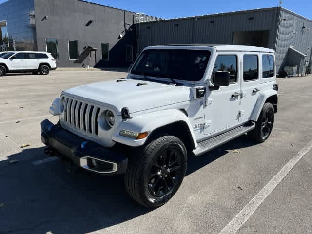Used 2023 Jeep Wrangler Unlimited Sahara AWD/4WD image 4