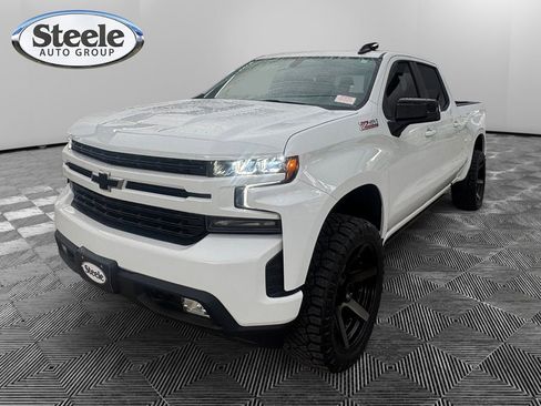 Used 2021 Chevrolet Silverado 1500 RST image 1