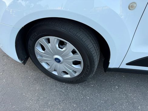 Used 2019 Ford Transit Connect XLT w/ Driver-Assist Package FWD image 10