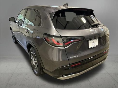Used 2025 Honda HR-V EX-L image 4