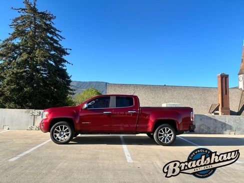 Used 2019 GMC Canyon Denali AWD/4WD image 4
