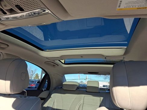 Used 2017 Mercedes-Benz S 550 4MATIC Sedan image 14