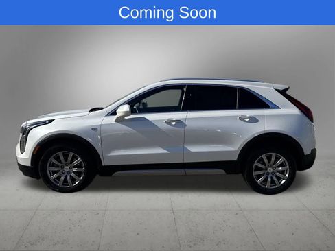 Used 2020 Cadillac XT4 Premium Luxury w/ Cold Weather Package image 3