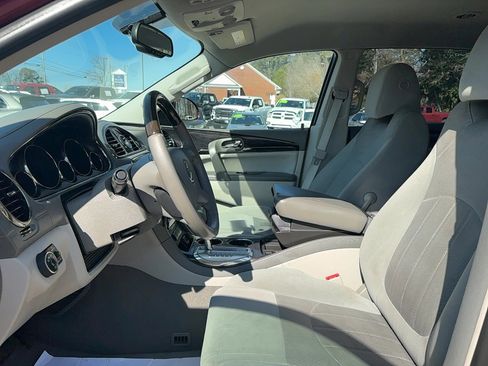 Used 2017 Buick Enclave Convenience image 22