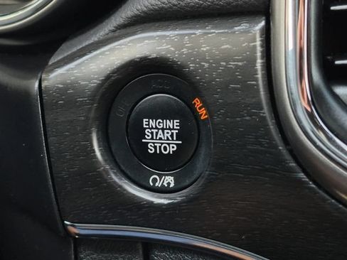 Used 2018 Jeep Grand Cherokee Limited AWD/4WD image 33