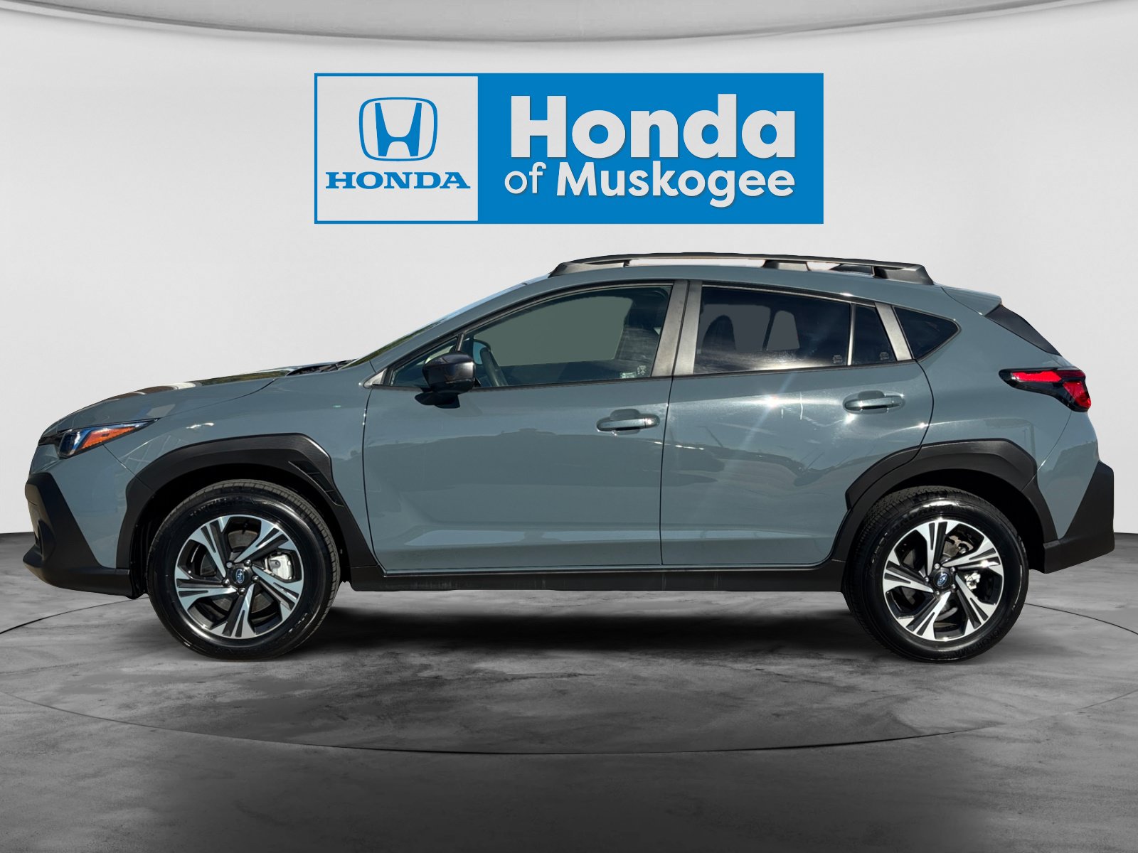 Used 2024 Subaru Crosstrek 2.0i Premium AWD/4WD image 8