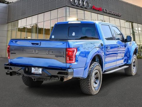 Used 2017 Ford F150 Raptor w/ Equipment Group 802A Luxury AWD/4WD image 4