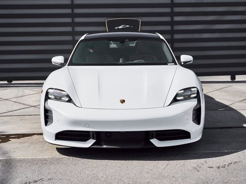 Used 2020 Porsche Taycan Turbo AWD/4WD image 13