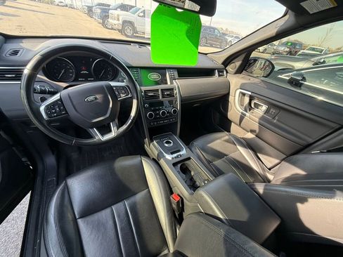 Used 2019 Land Rover Discovery Sport image 7