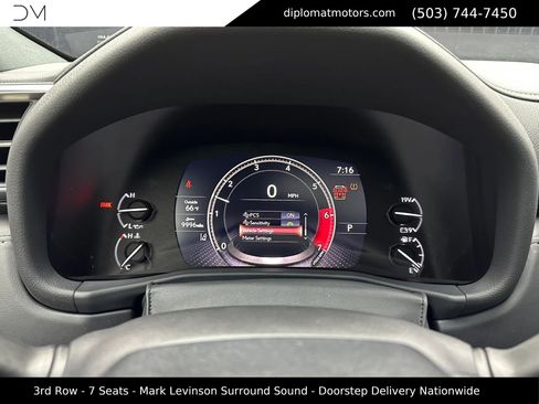 Used 2024 Lexus LX 600 4WD w/ Interior Upgrade Package image 34